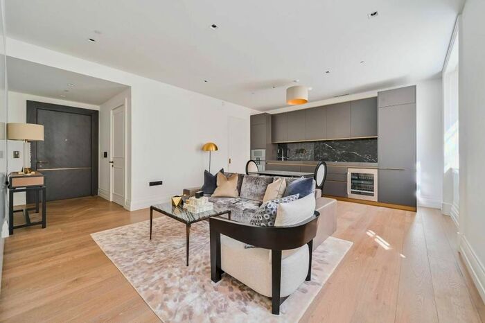 1 Bedroom Flat To Rent In Park Crescent, Regents Park, London, W1B