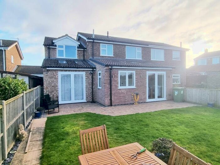 4 Bedroom Semi-Detached House To Rent In Stanilands, LE15