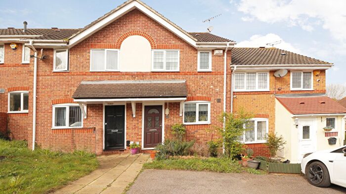 2 Bedroom Terraced House For Sale In Tynemouth Road, London, London, SE18