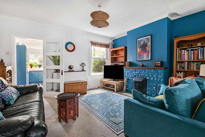 3 Bedroom Terraced House For Sale In Star Road, Caversham, Reading, Berkshire, RG4