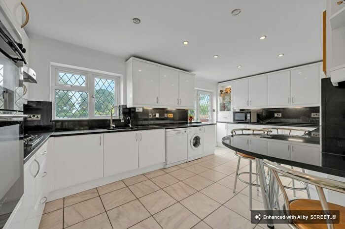 4 Bedroom Semi Detached House For Sale In Domonic Drive, London, SE9