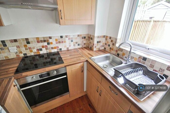 1 Bedroom End Of Terrace House To Rent In Canberra Close, Exeter, EX4