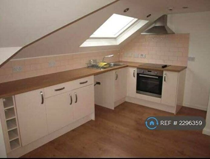 1 Bedroom Maisonette To Rent In Bloomfield Road, Bristol, BS4