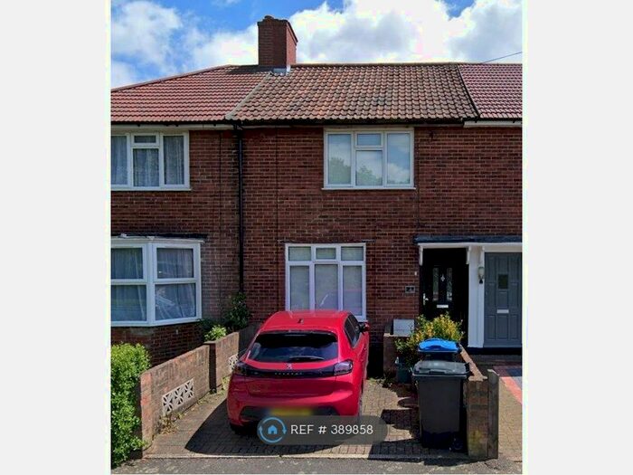 2 Bedroom Terraced House To Rent In Muchelney Road, Morden, SM4