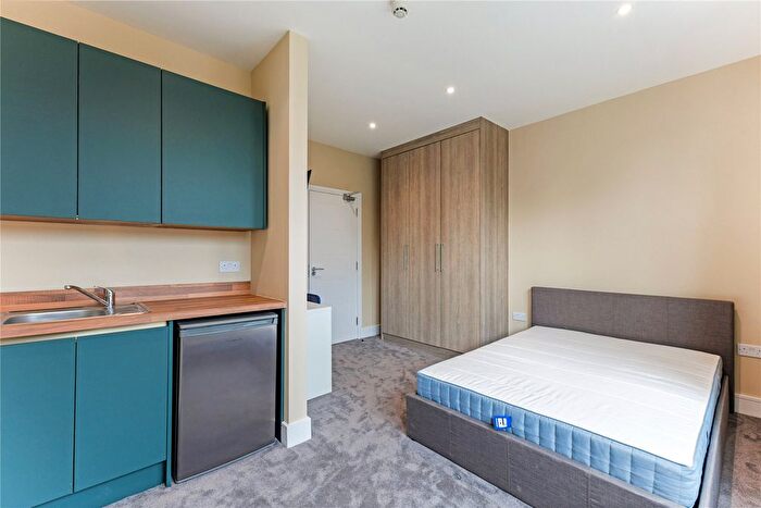 1 Bedroom Studio To Rent In Fulham Palace Road, London, SW6