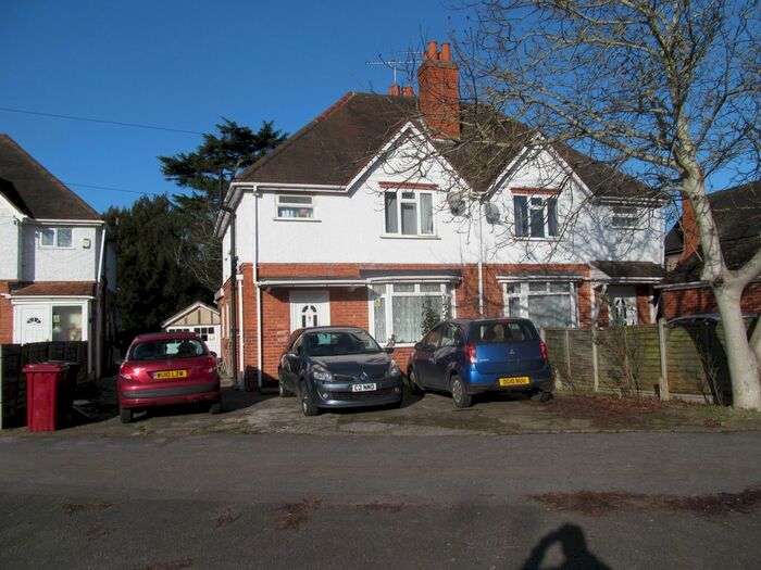 4 Bedroom Semi-Detached House To Rent In Addington Road, Reading, RG1