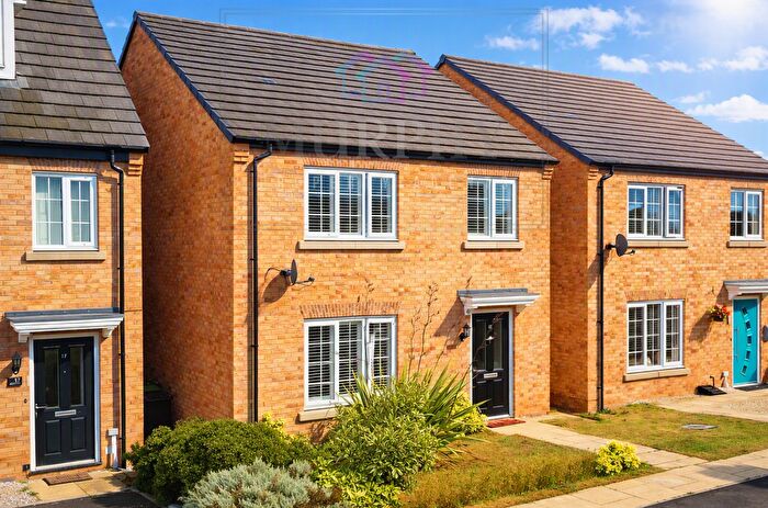 4 Bedroom Detached House For Sale In Warren Court, Featherstone, Pontefract, West Yorkshire, WF7