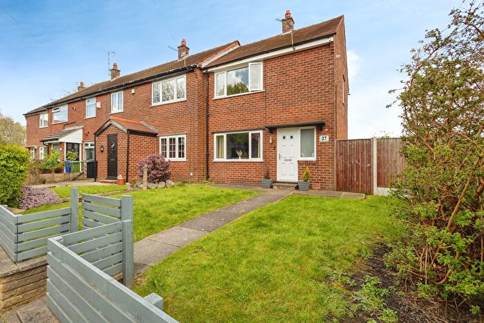 2 Bedroom End Terrace House For Sale In Haughton Green Road, Denton, Manchester, Greater Manchester, M34
