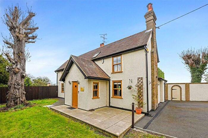 4 Bedroom Detached House For Sale In Chelmsford Road, White Roding, Essex, CM6