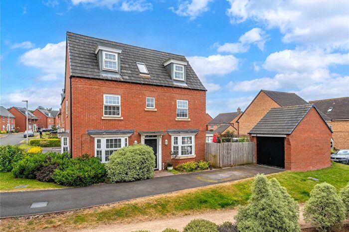 4 Bedroom Semi Detached House For Sale In Juniper Way, Shifnal, Shropshire, TF11