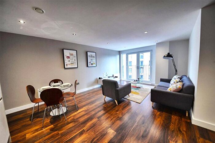 2 Bedroom Apartment To Rent In Ordsall Lane, Salford, Greater Manchester, M5