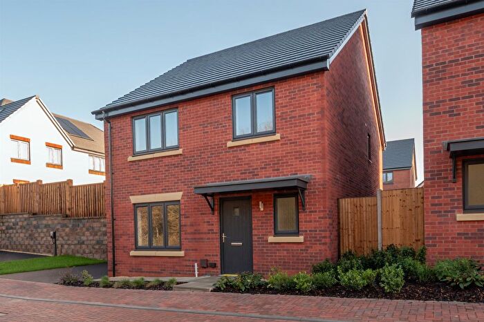 4 Bedroom Detached House For Sale In Wood Avens Way, Desborough, Kettering, NN14