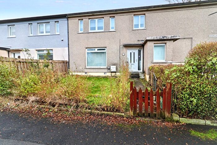 3 Bedroom Flat For Sale In Bargarron Drive, Paisley, Renfrewshire, PA3