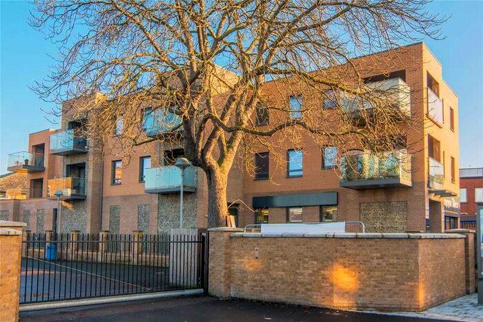 1 Bedroom Flat To Rent In London Road, Kingston Upon Thames, KT2