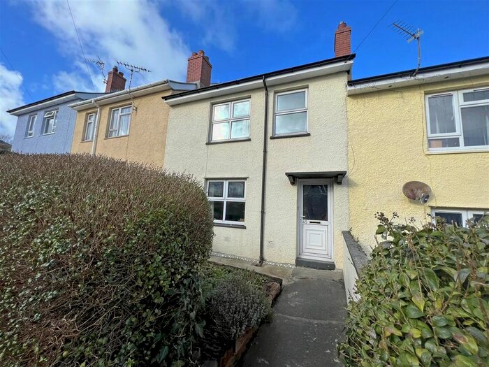 3 Bedroom Terraced House For Sale In Maesheli, Penparcau, Aberystwyth, SY23