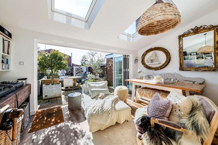 3 Bedroom Terraced House For Sale In Stockey End, Abingdon, OX14