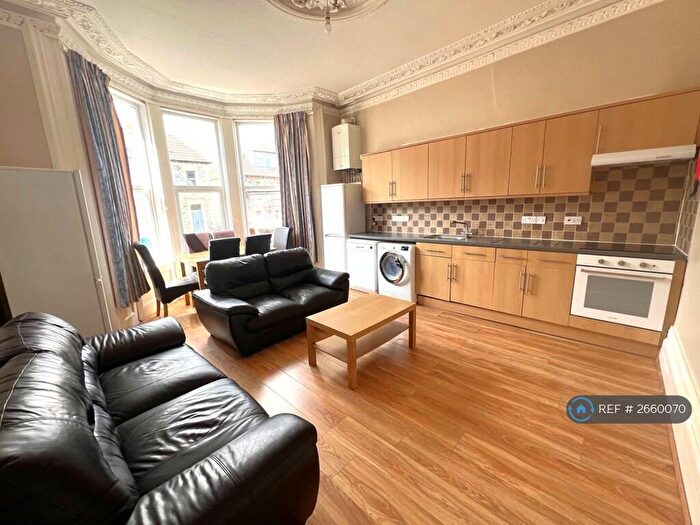 6 Bedroom Flat To Rent In Belvoir Road, Bristol, BS6
