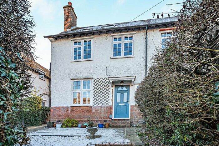 4 Bedroom Semi Detached House For Sale In Greenway, Berkhamsted, HP4