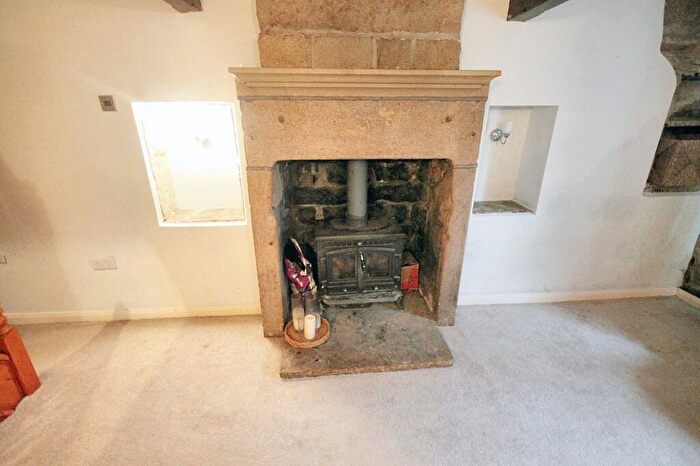 1 Bedroom Cottage To Rent In Rough Side Lane, Todmorden, OL14