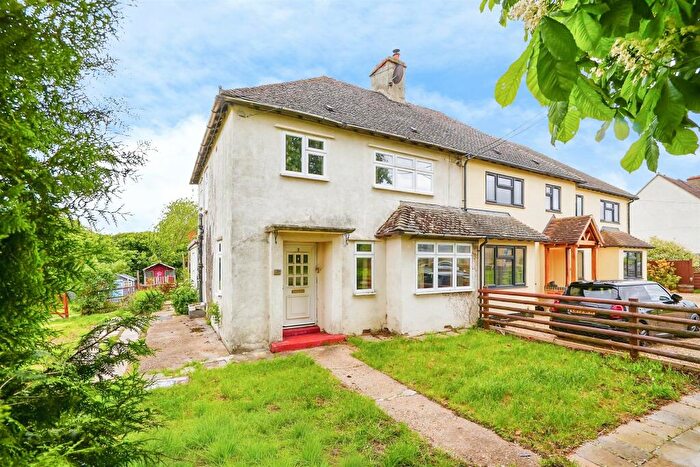 3 Bedroom Semi-Detached House For Sale In The Green, Fringford, Bicester, OX27