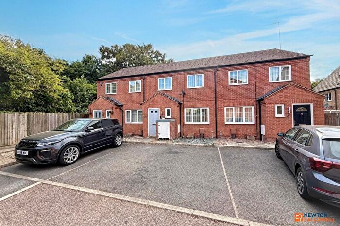 3 Bedroom Terraced House To Rent In The Squires, Woodston, Peterborough, PE2