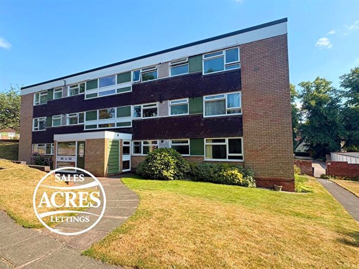 3 Bedroom House For Sale In Mulroy Road, Sutton Coldfield, B74
