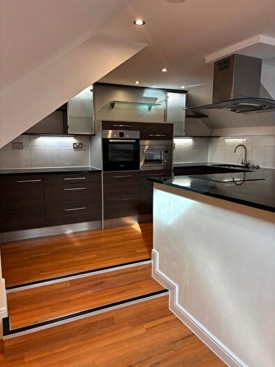 2 Bedroom Apartment To Rent In Marine Gate Mansions, Promenade, Southport, Merseyside, PR9