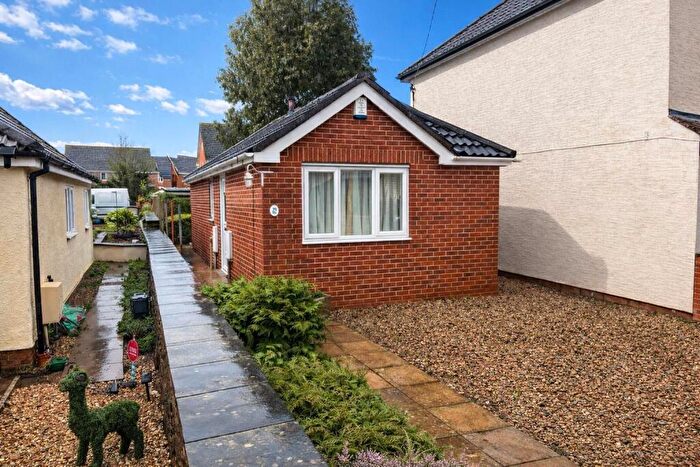 2 Bedroom Bungalow For Sale In Moorland Road, Bristol, Avon, BS37