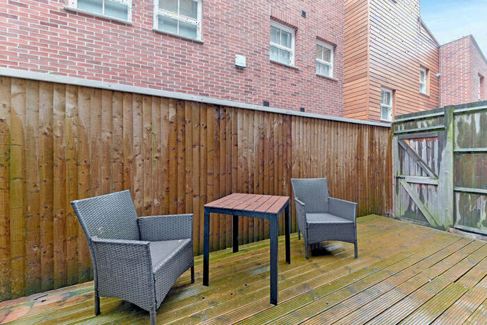 Studio For Sale In West End Lane, London, NW6