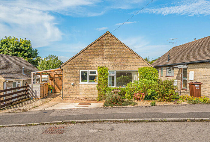 2 Bedroom Bungalow For Sale In Lypiatt View, Bussage, Stroud, Gloucestershire, GL6