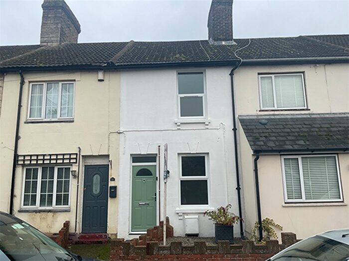 3 Bedroom Terraced House For Sale In High Street, Wouldham, Rochester, Kent, ME1