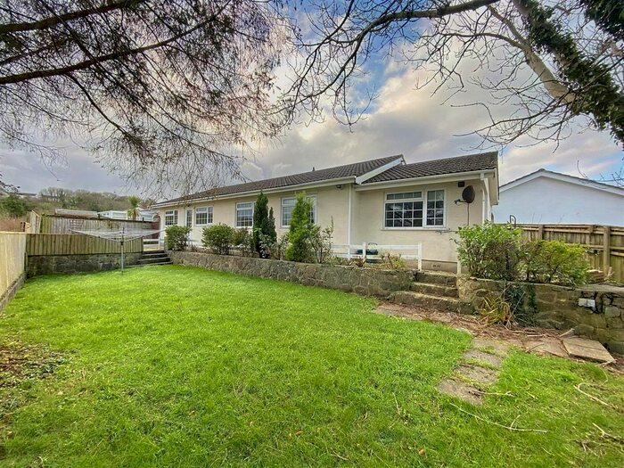 4 Bedroom Detached Bungalow To Rent In Wrench Close, Pembroke, SA71