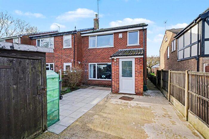 3 Bedroom End Of Terrace House For Sale In Sudbury Court, Sawley, NG10