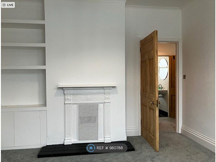 1 Bedroom Flat To Rent In Grantham Road, Brighton, BN1