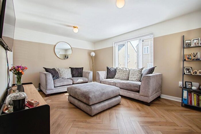 3 Bedroom Detached House For Sale In Blencartha Crescent, Leeds, LS9