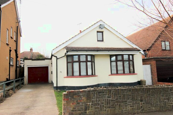 2 Bedroom Detached Bungalow To Rent In Flemming Avenue, Leigh-On-Sea, SS9
