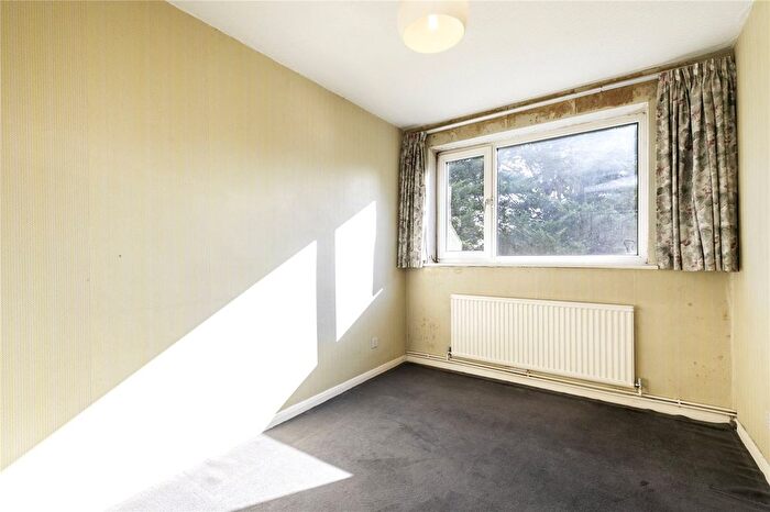 3 Bedroom Flat For Sale In Southgate Road, London, N1