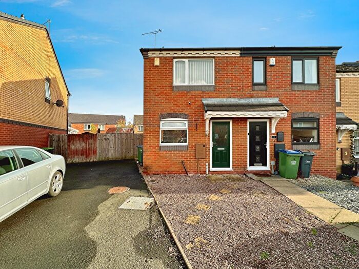 2 Bedroom End Terrace House For Sale In Hedera Close, The Delves, Walsall, WS5