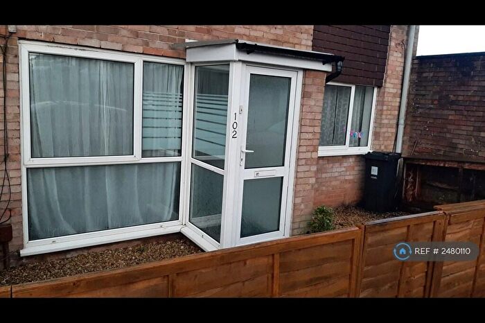 2 Bedroom Flat To Rent In Warmley, Bristol, BS30