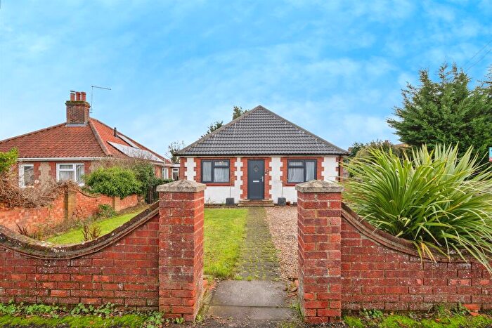 3 Bedroom Detached Bungalow For Sale In Oak Road, North Walsham, NR28