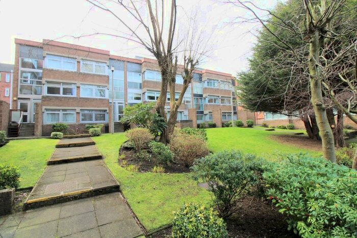 1 Bedroom Flat To Rent In Lethington Ave, Shawlands, Glasgow, G41
