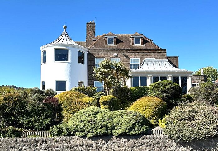 4 Bedroom Detached House For Sale In Cayley Promenade, Rhos On Sea, Conwy, LL28