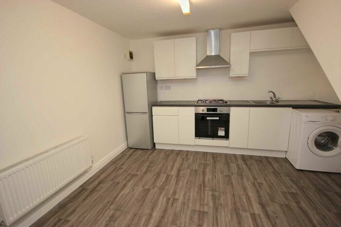 2 Bedroom Flat To Rent In Manchester Road, Mossley OL5