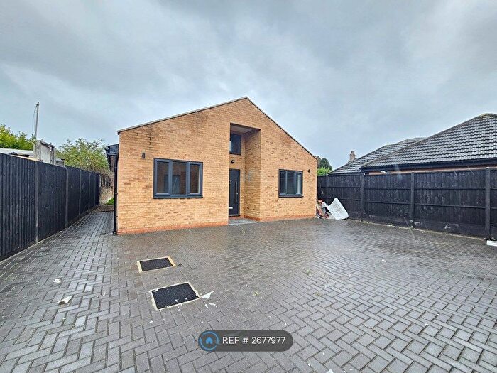 2 Bedroom Detached House To Rent In Mill Road, Erith, DA8