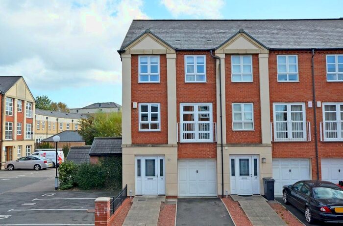 4 Bedroom Detached House To Rent In Martins Court, Leeman Road, York, YO26
