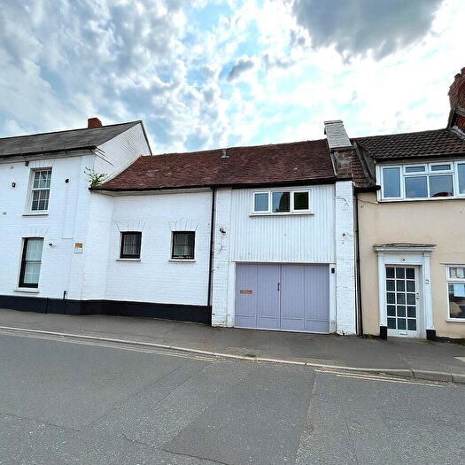 1 Bedroom Flat For Sale In Abbey View, South Street, Wilton, Salisbury, SP2