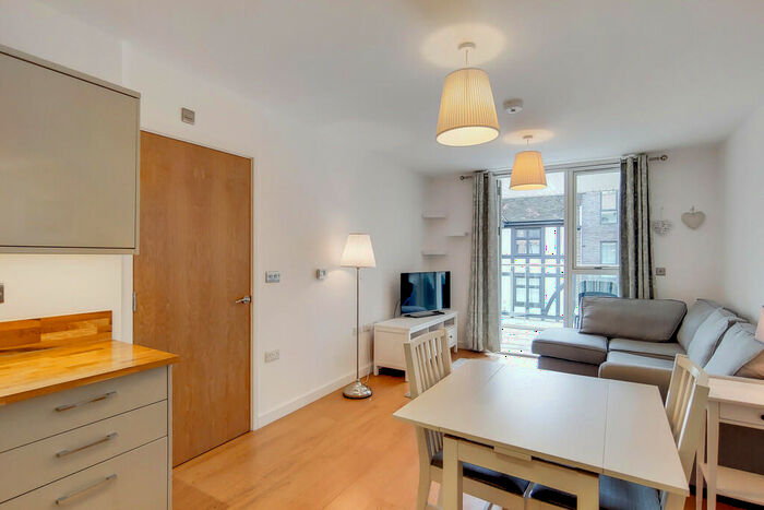 1 Bedroom Apartment To Rent In Old Jamaica Road, Bermondsey, SE16