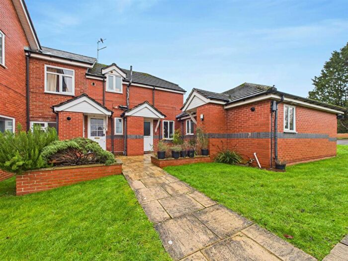 1 Bedroom Apartment For Sale In -, London Road, Chippenham, SN15