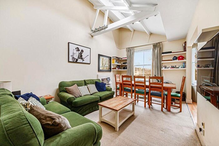 1 Bedroom Flat For Sale In Finborough Road, London, SW10
