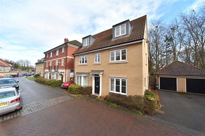 5 Bedroom Detached House To Rent In Bridge Farm Close, Mildenhall, Bury St. Edmunds, Suffolk, IP28